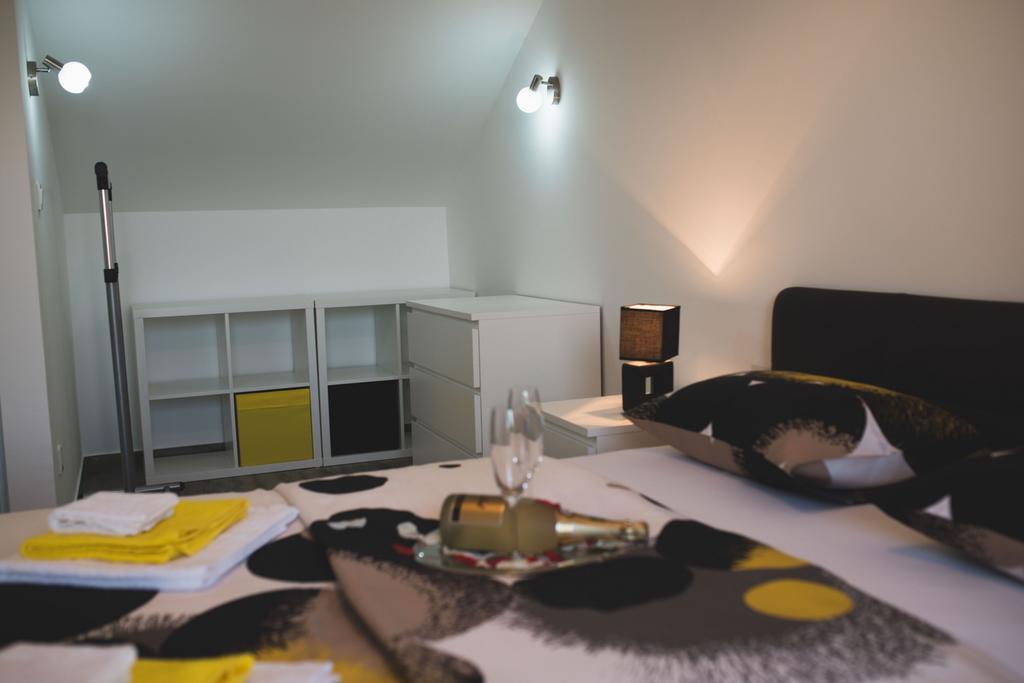 Apartments Sunny Garden Brodarica  Esterno foto