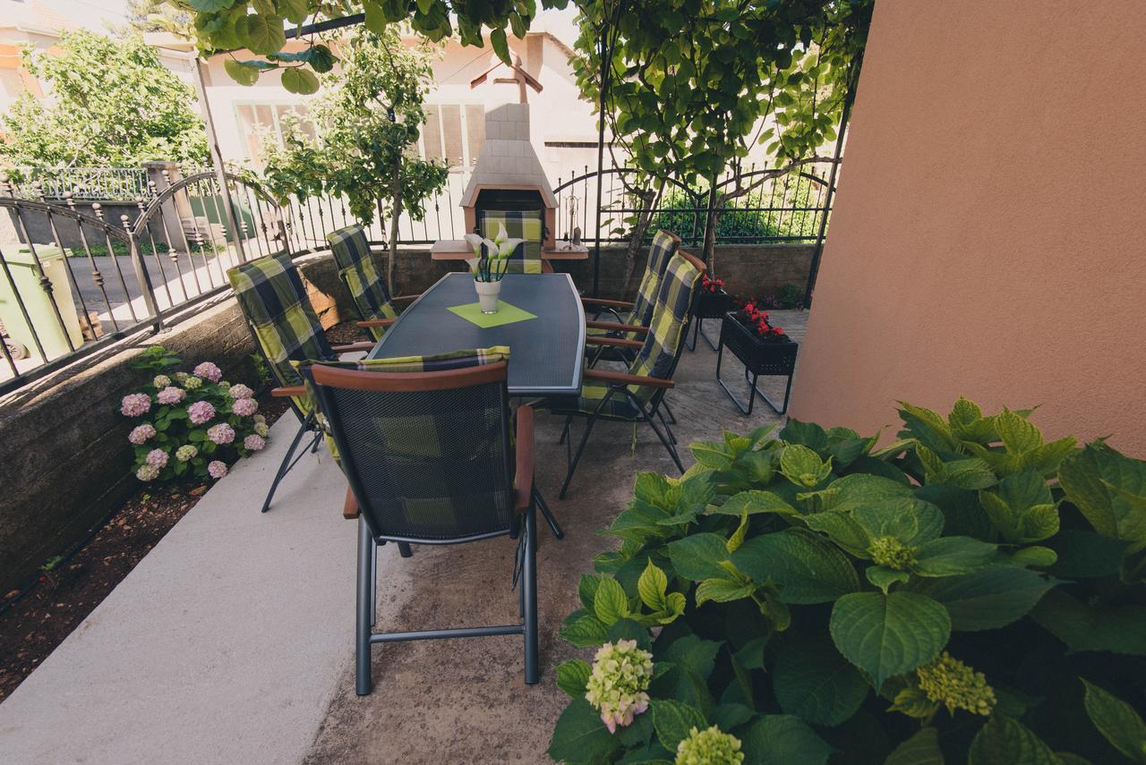 Apartments Sunny Garden Brodarica  Esterno foto