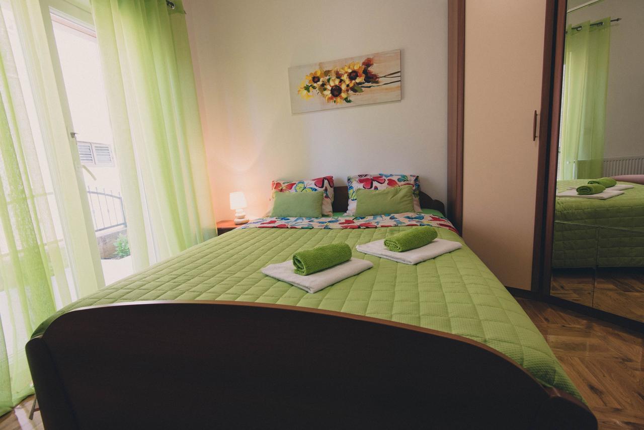 Apartments Sunny Garden Brodarica  Esterno foto