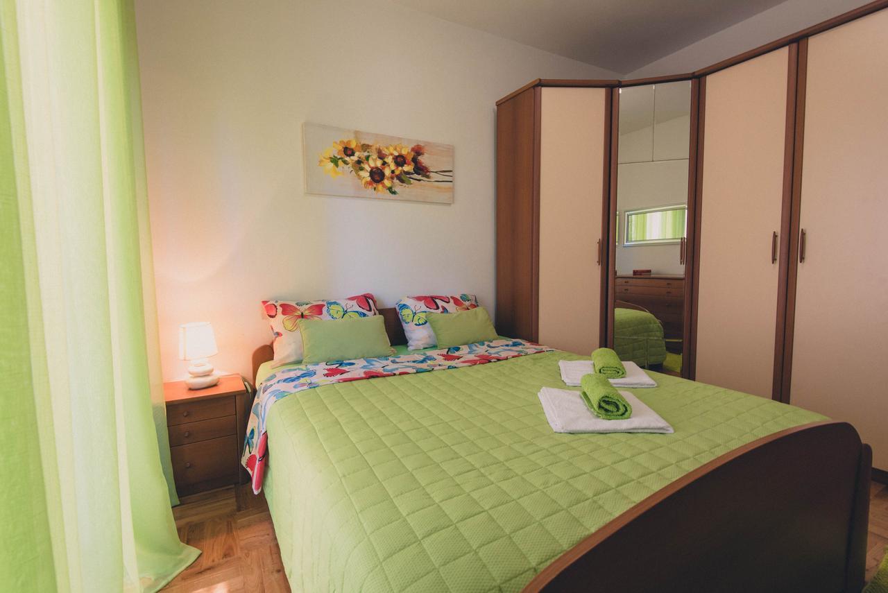 Apartments Sunny Garden Brodarica  Esterno foto