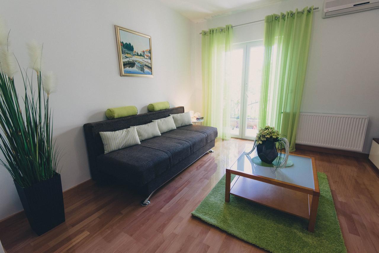 Apartments Sunny Garden Brodarica  Esterno foto