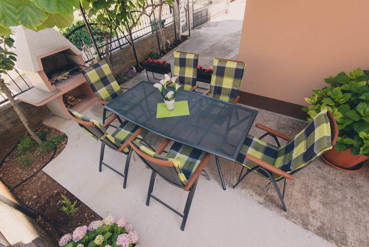 Apartments Sunny Garden Brodarica  Esterno foto
